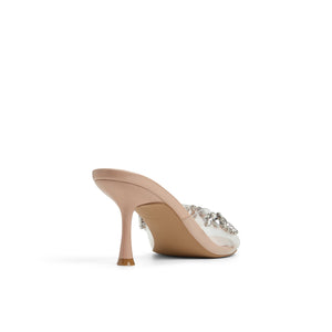 Isolaa  /  Heeled Sandals