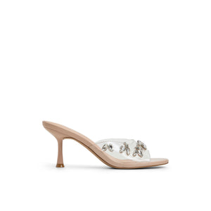 Isolaa  /  Heeled Sandals