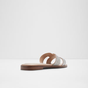 Itsandal / Flat Sandals
