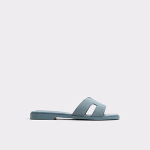 Itsandal / Flat Sandals