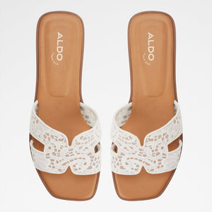 Itsandal / Flat Sandals