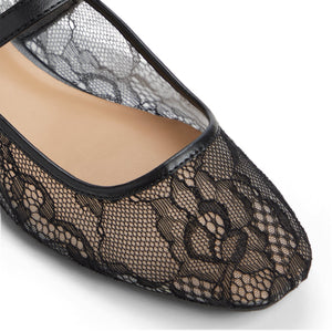 Janeyy  /  Ballerinas & Mary Janes