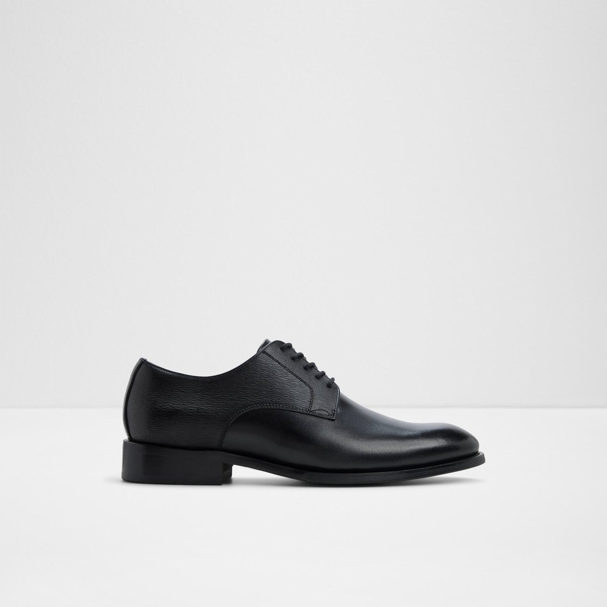 Jarrett / Lace Ups