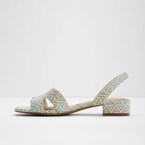 Javamannon / Heeled Sandals