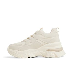Jennaa / Sneakers