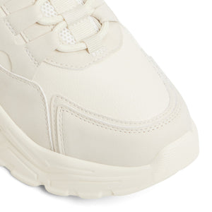 Jennaa / Sneakers
