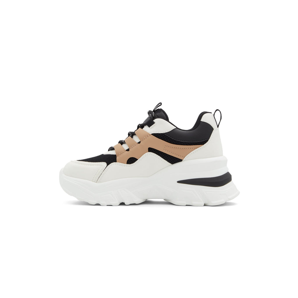 Jennaa / Sneakers