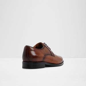 Jennings / Lace Ups