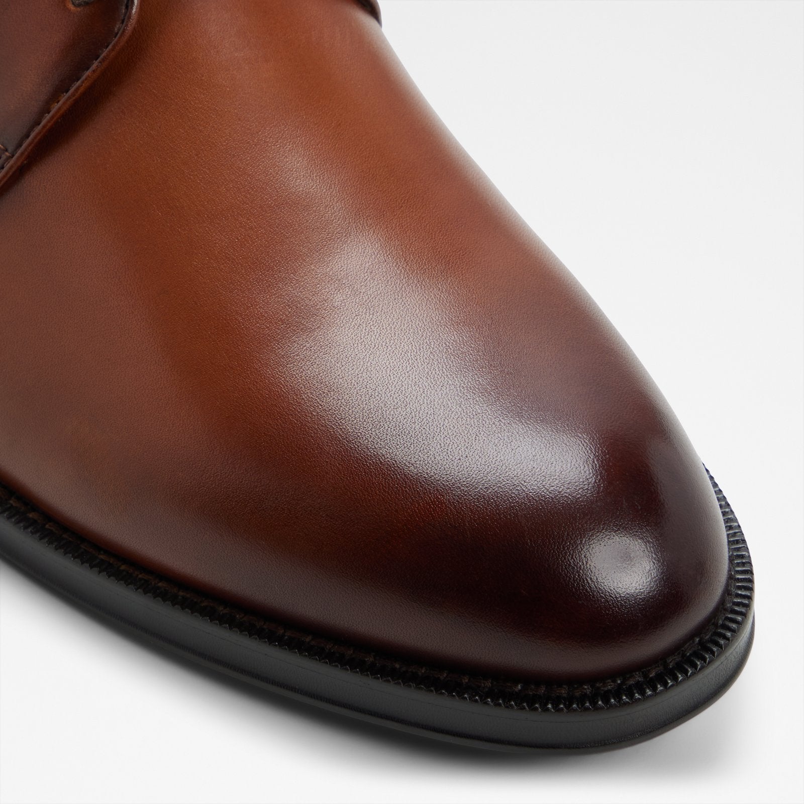 Jennings / Lace Ups