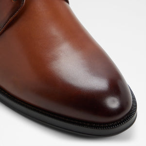 Jennings / Lace Ups