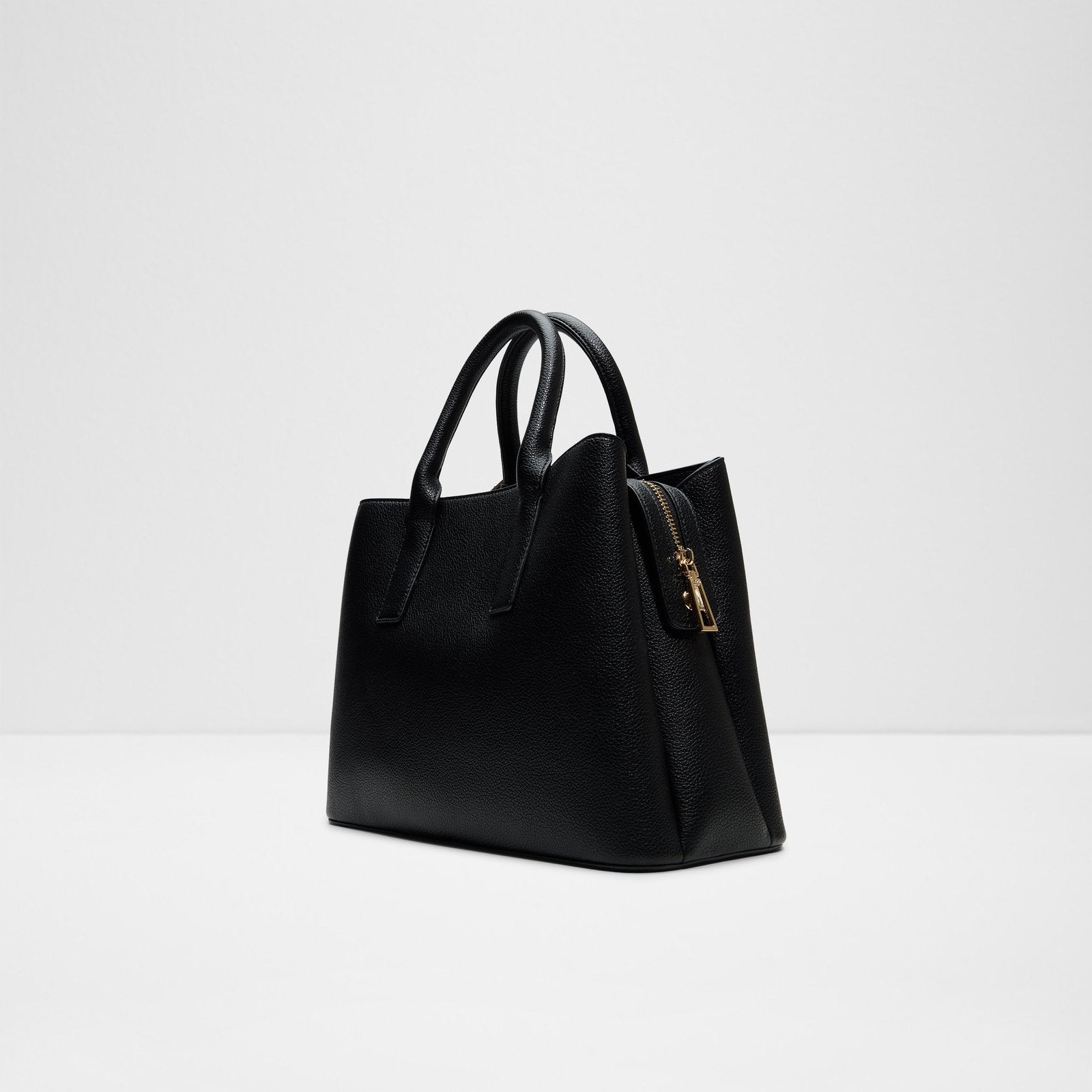 Jeynna / Satchel