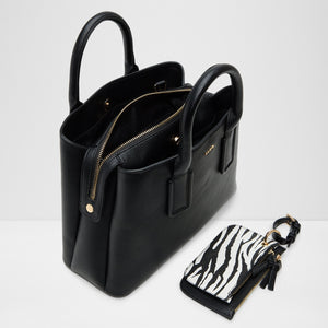 Jeynna / Satchel