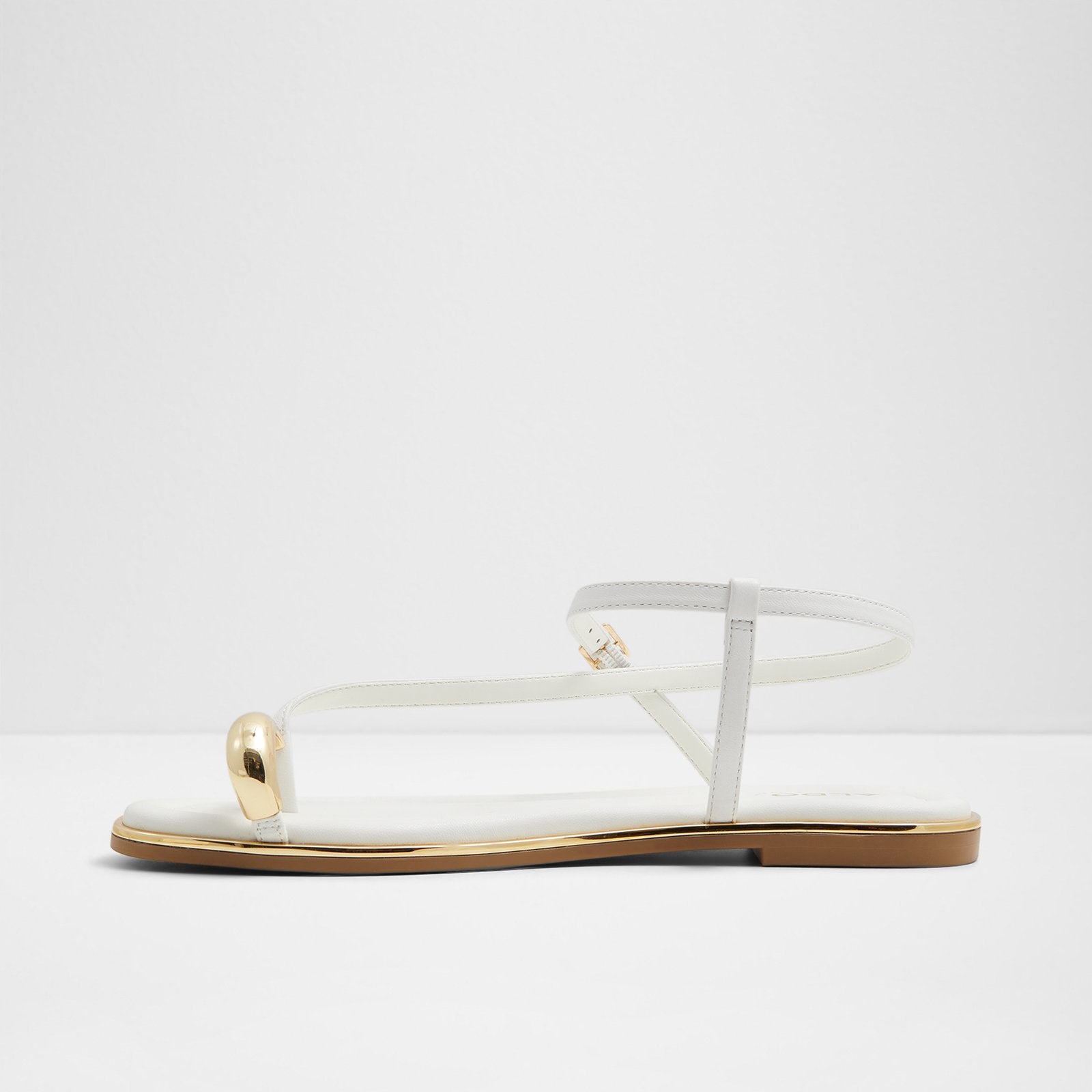Jomali / Flat Sandals