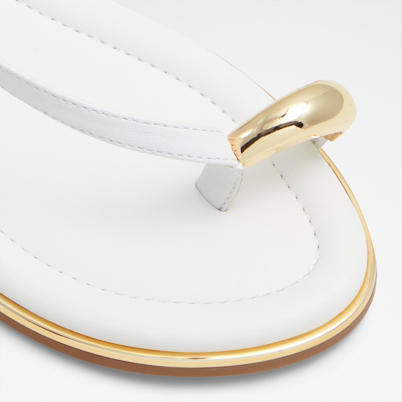 Jomali / Flat Sandals