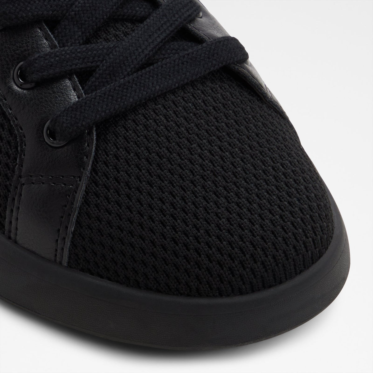 Joshy / Lace Ups