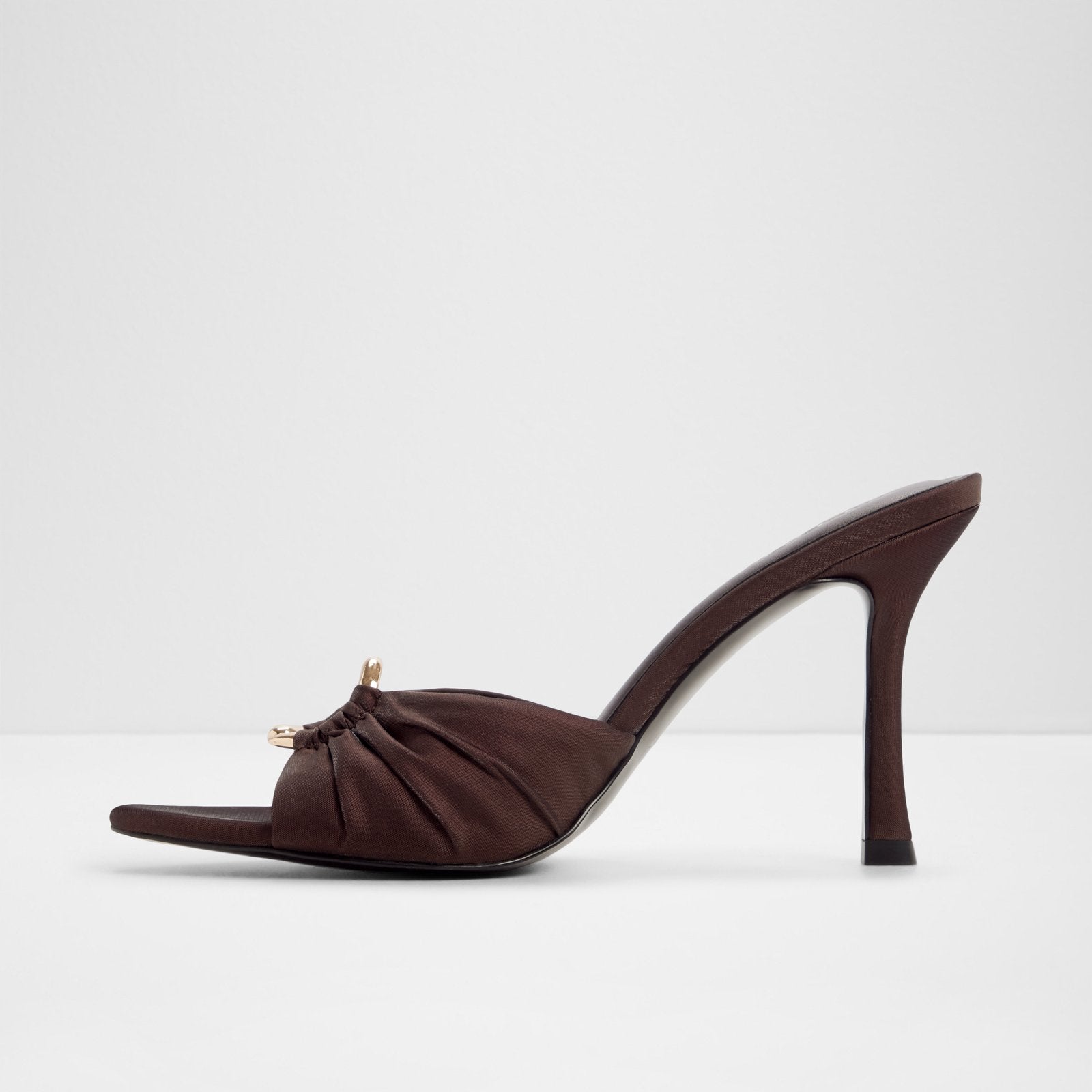 Journee / Heeled Sandals