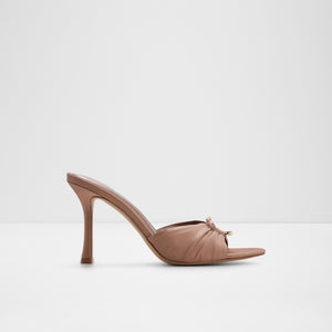Journee / Heeled Sandals