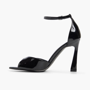 Juliia \ Heeled Sandals
