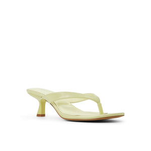 Jump / Heeled Sandals