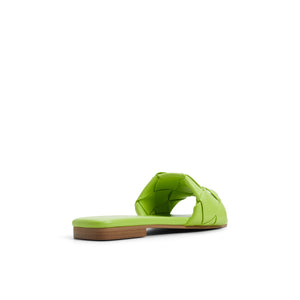 Kalia  /  Flat Sandals