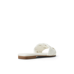 Kalia  /  Flat Sandals