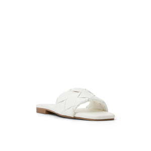 Kalia  /  Flat Sandals