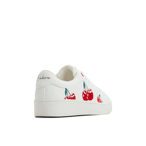 Kalinaaa  /  Sneakers