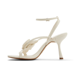 Kalyaa / Heeled Sandals