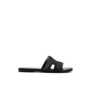 Kamiko \ Flat Sandals