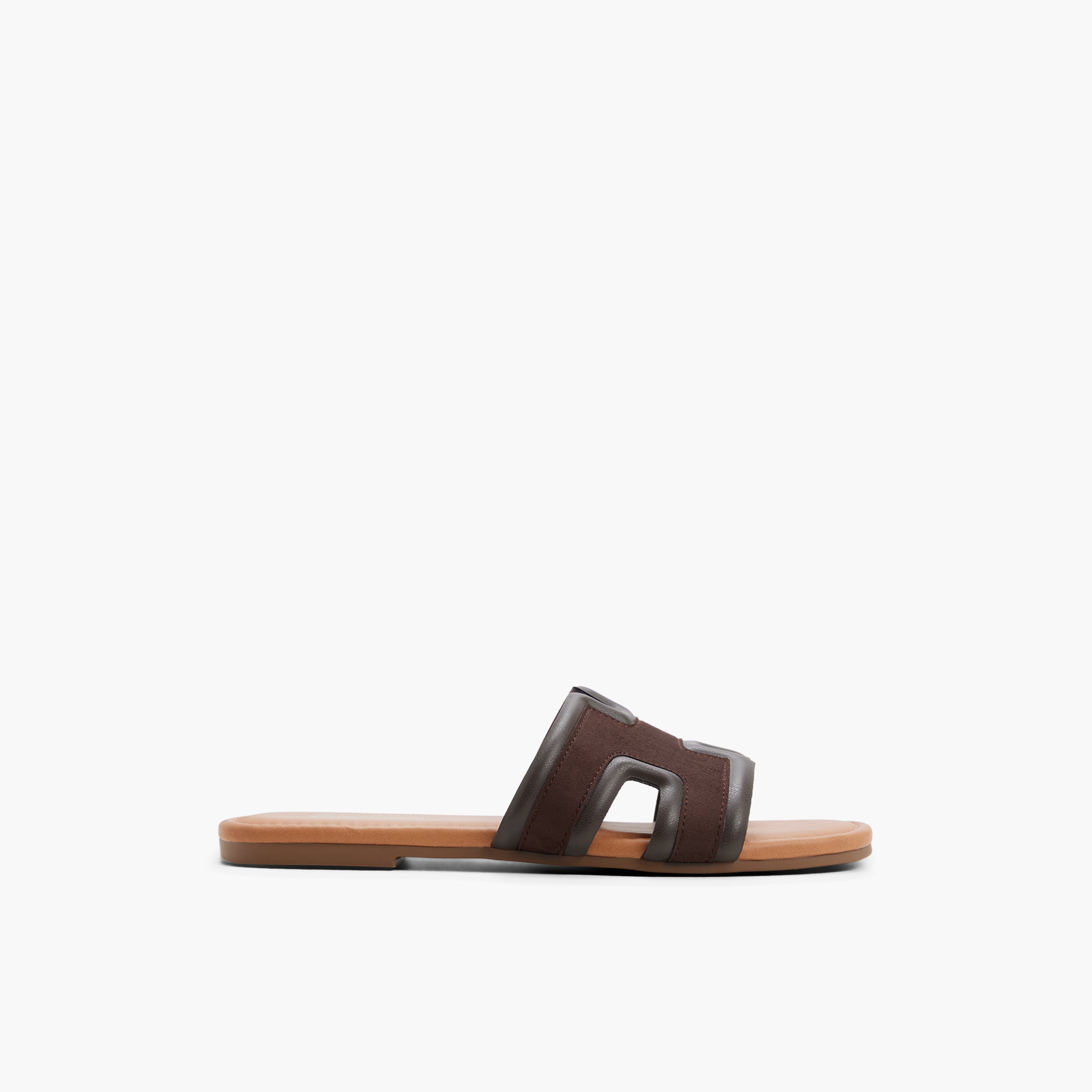 Kamiko \ Flat Sandals