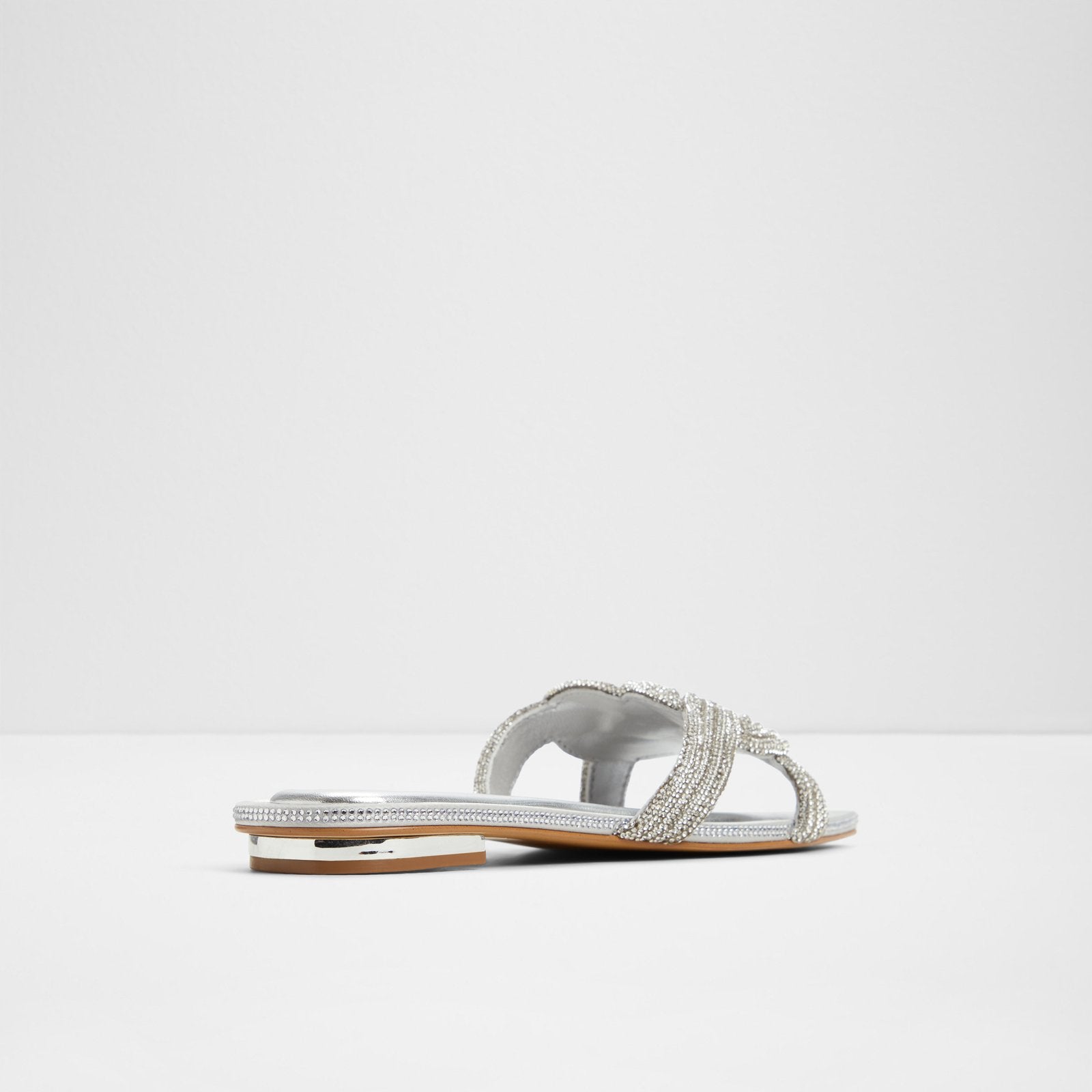Karlina / Flat Sandals