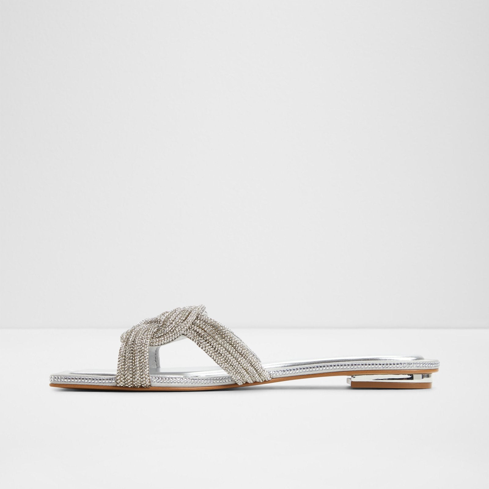 Karlina / Flat Sandals