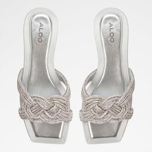 Karlina / Flat Sandals