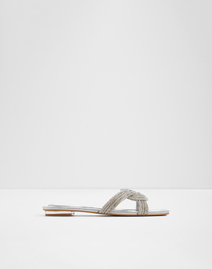 Karlina / Flat Sandals