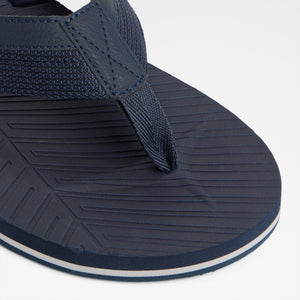 Kegan / Flat Sandals