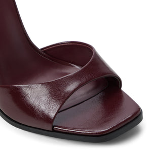 Kendrra / Heeled Sandals