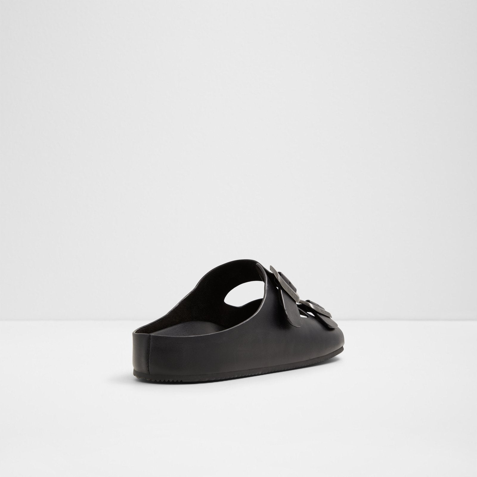 Kennebunk / Flat Sandals