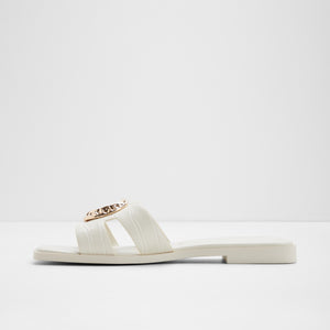 Khali / Flat Sandals