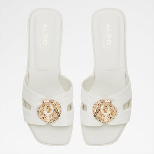 Khali / Flat Sandals