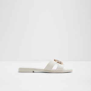 Khali / Flat Sandals