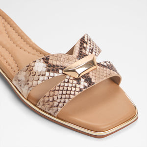 Kharine / Flat Sandals