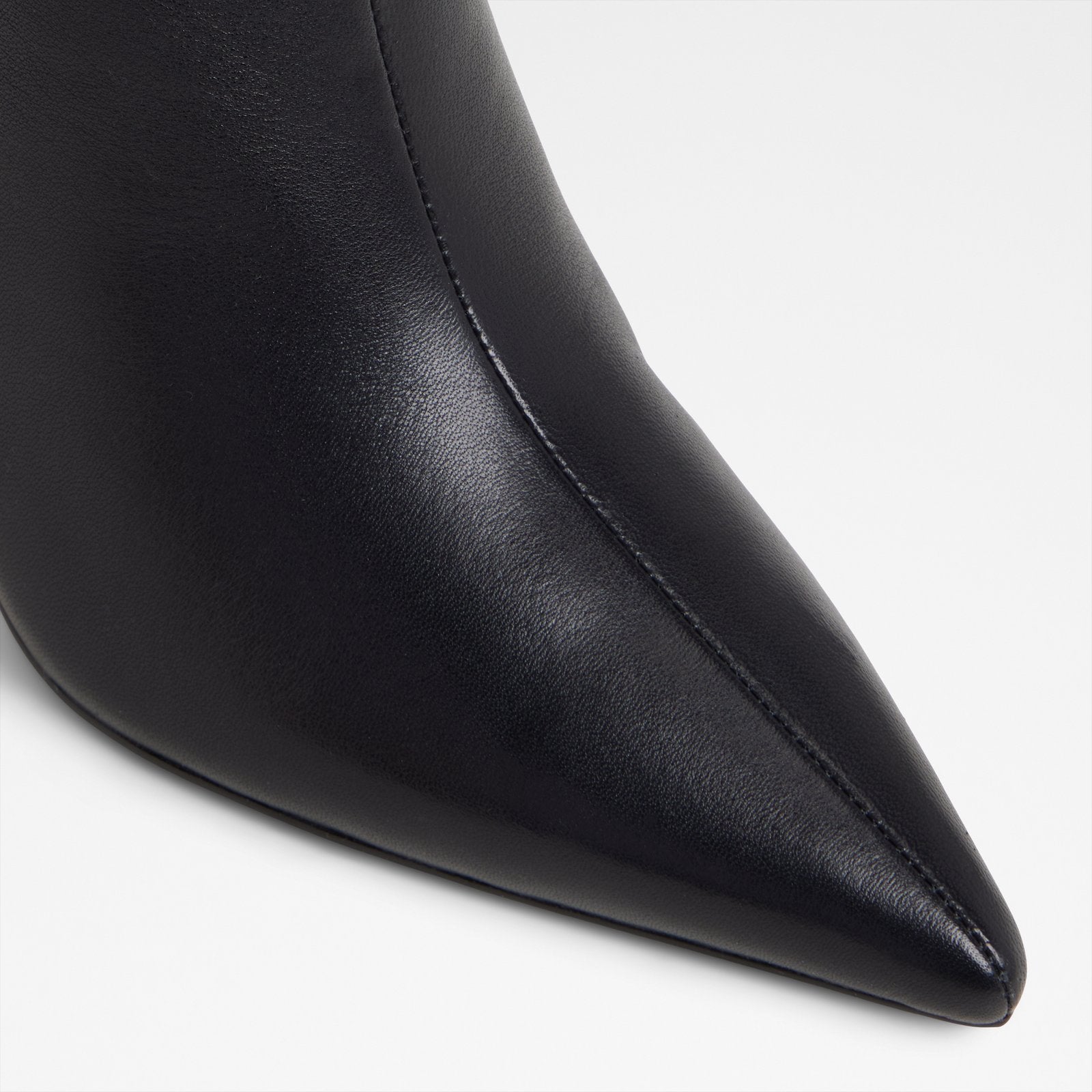 Kimmia / Knee-High Boots