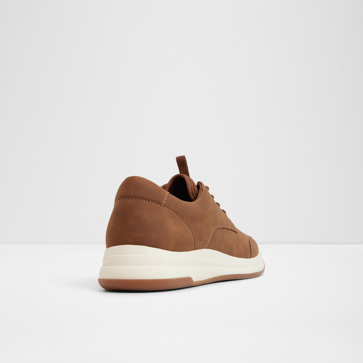 Konnor / Lace Ups