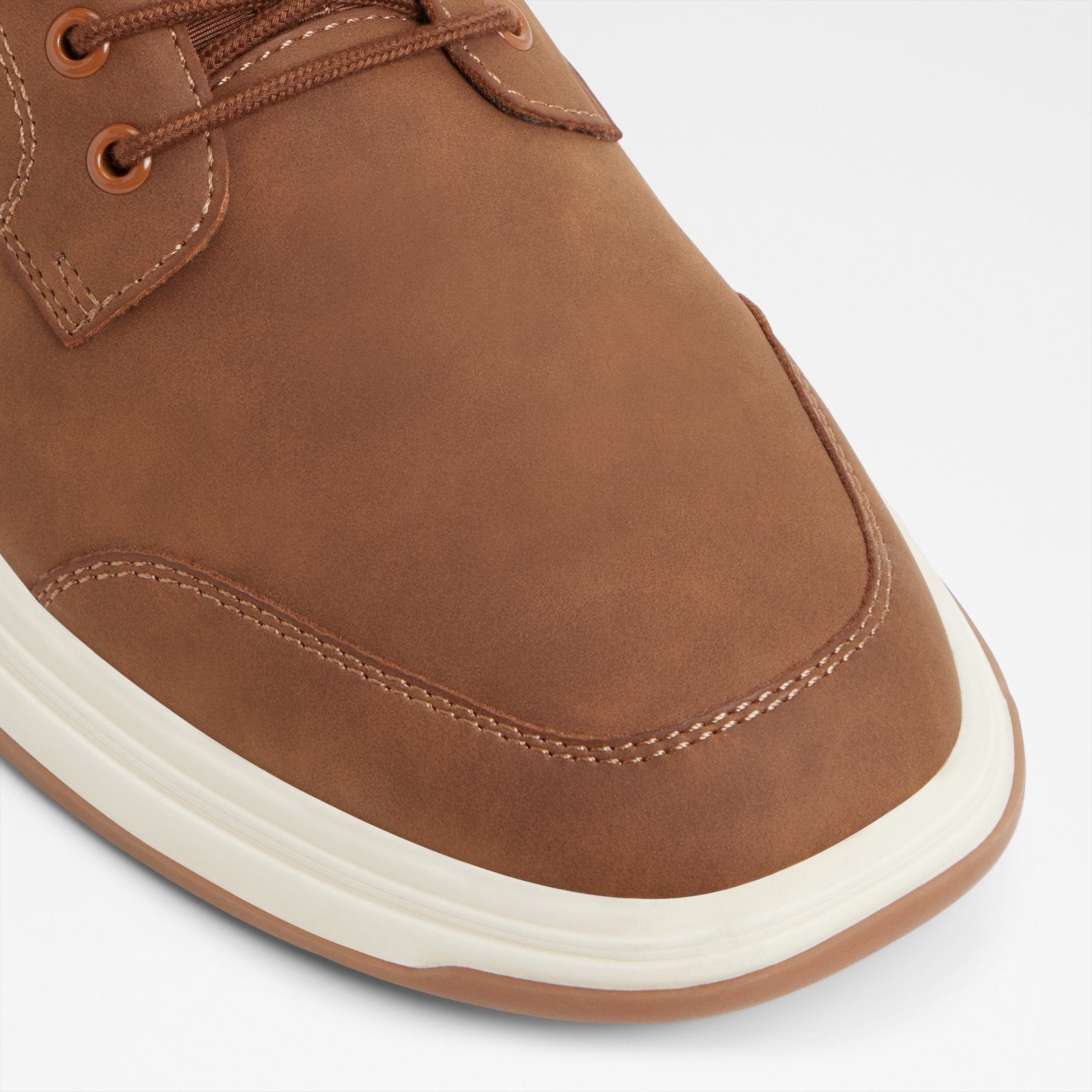 Konnor / Lace Ups