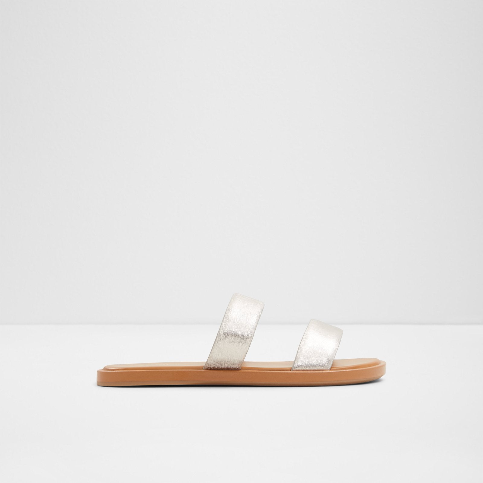 Krios / Flat Sandals