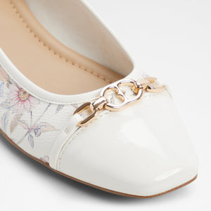 Krishelle / Ballerinas & Mary Janes