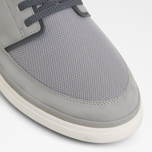 Kurtis / Sneakers