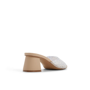 Lanaa / Heeled Sandals