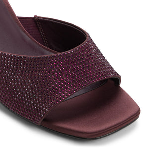 Lanaa / Heeled Sandals