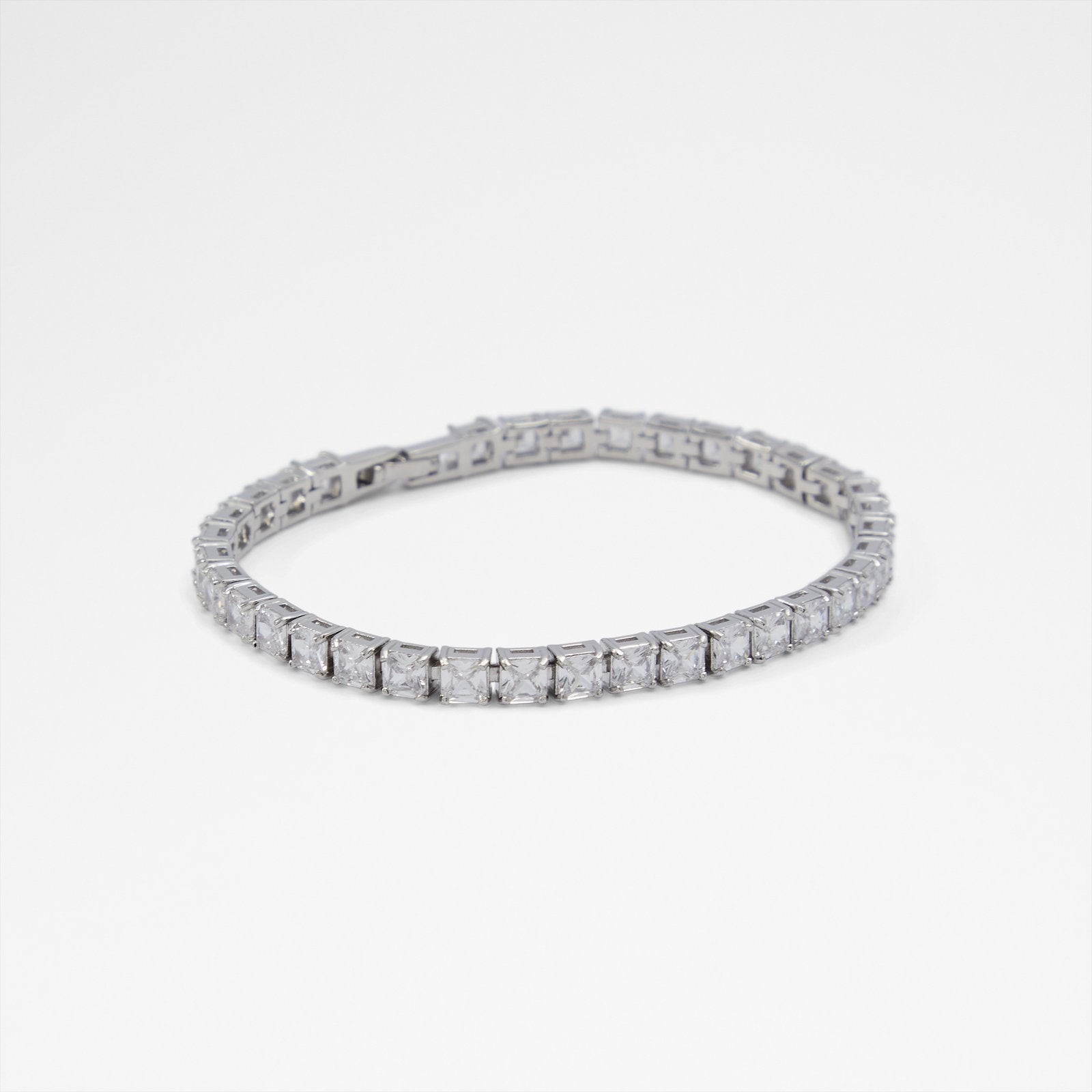 Laryn / Accessories